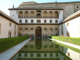 Patio des Arrayanes